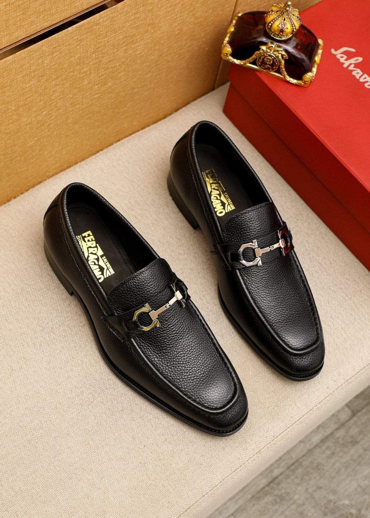 Black Pebble-Textured Bit Loafers — hero