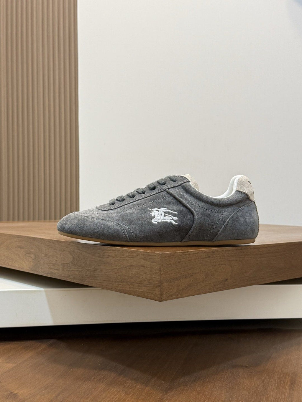Burberry Low-Top Lace-Up Sneakers — side