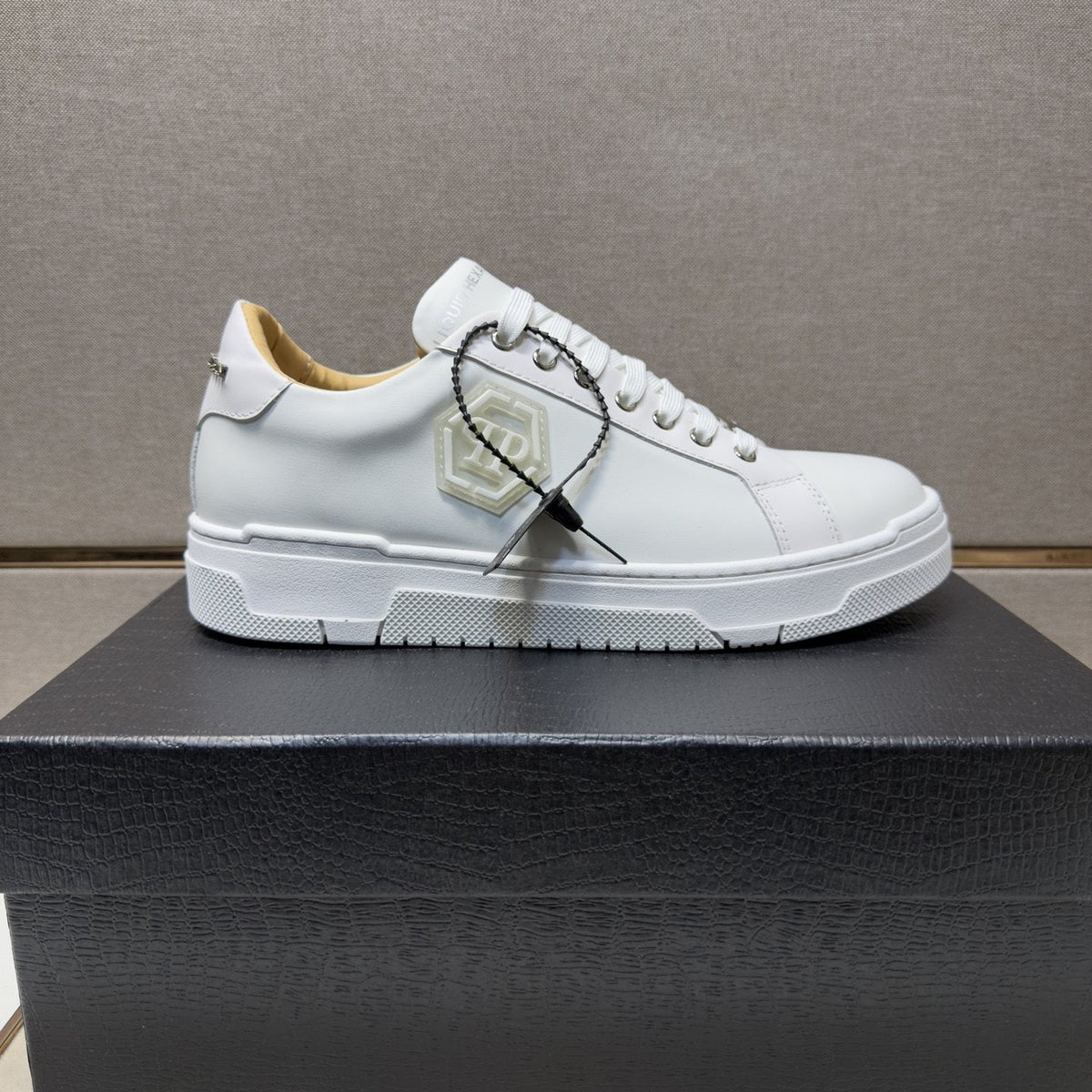 Philipp Plein Hexagon Emblem Sneakers — front