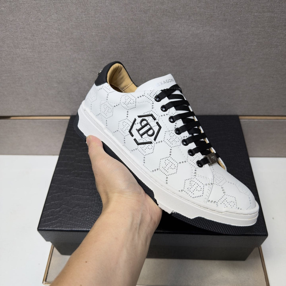 Philipp Plein Textured Low-Top Sneakers — model