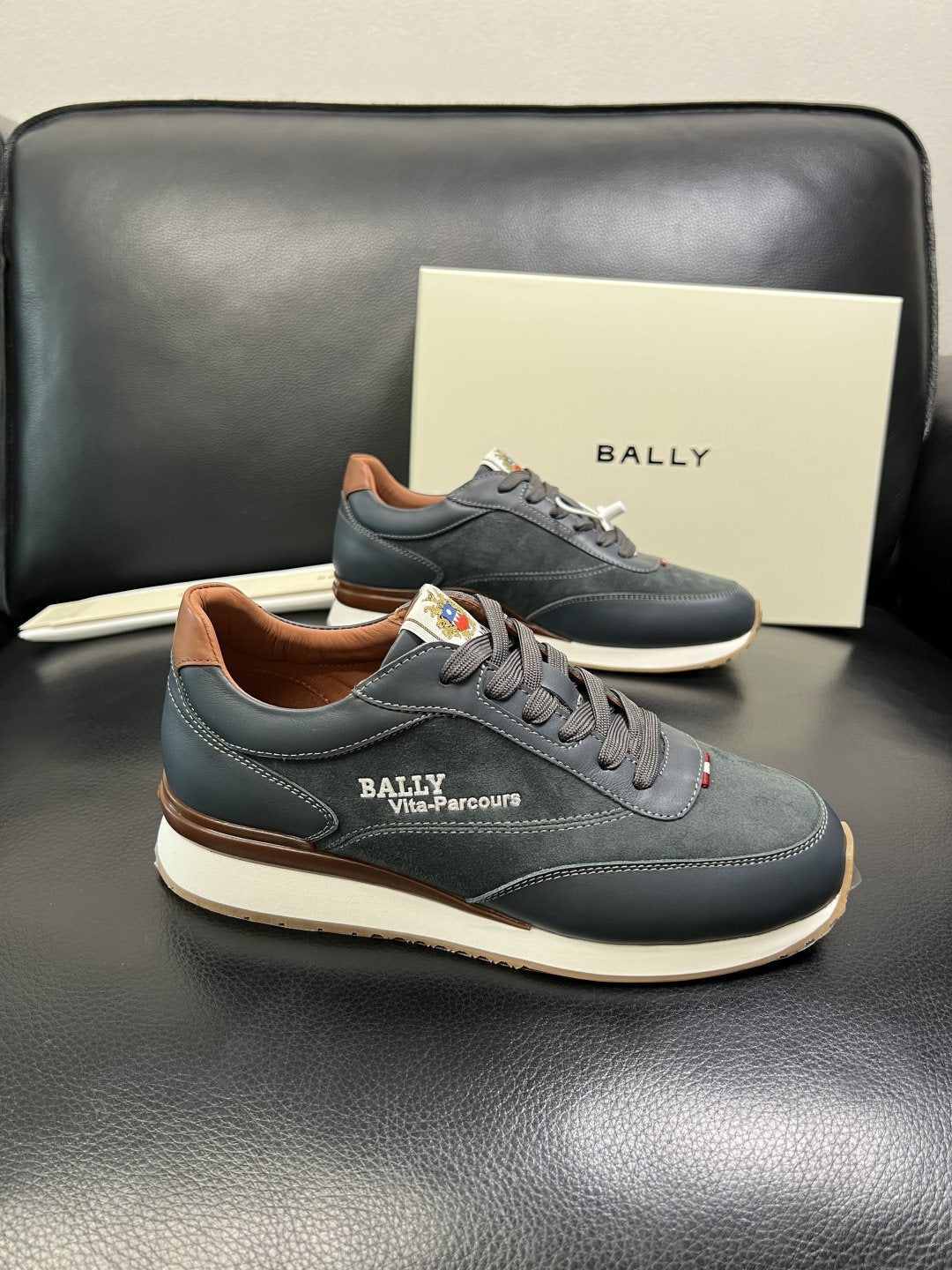 BALLY Black and Brown Low-Top Sneakers — front
